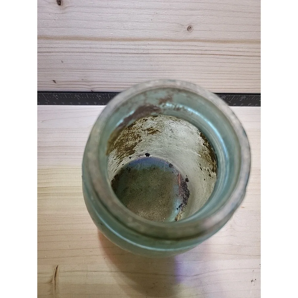 Blue Ball Perfect Mason 4 Jar - Right Out Of The Barn Floor!